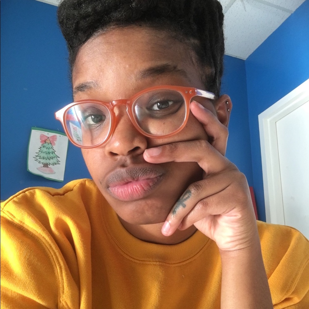 Meet your Posher, Taja